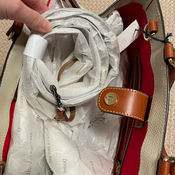 Dooney & Burke Purse NWT - Picture 5 of 9